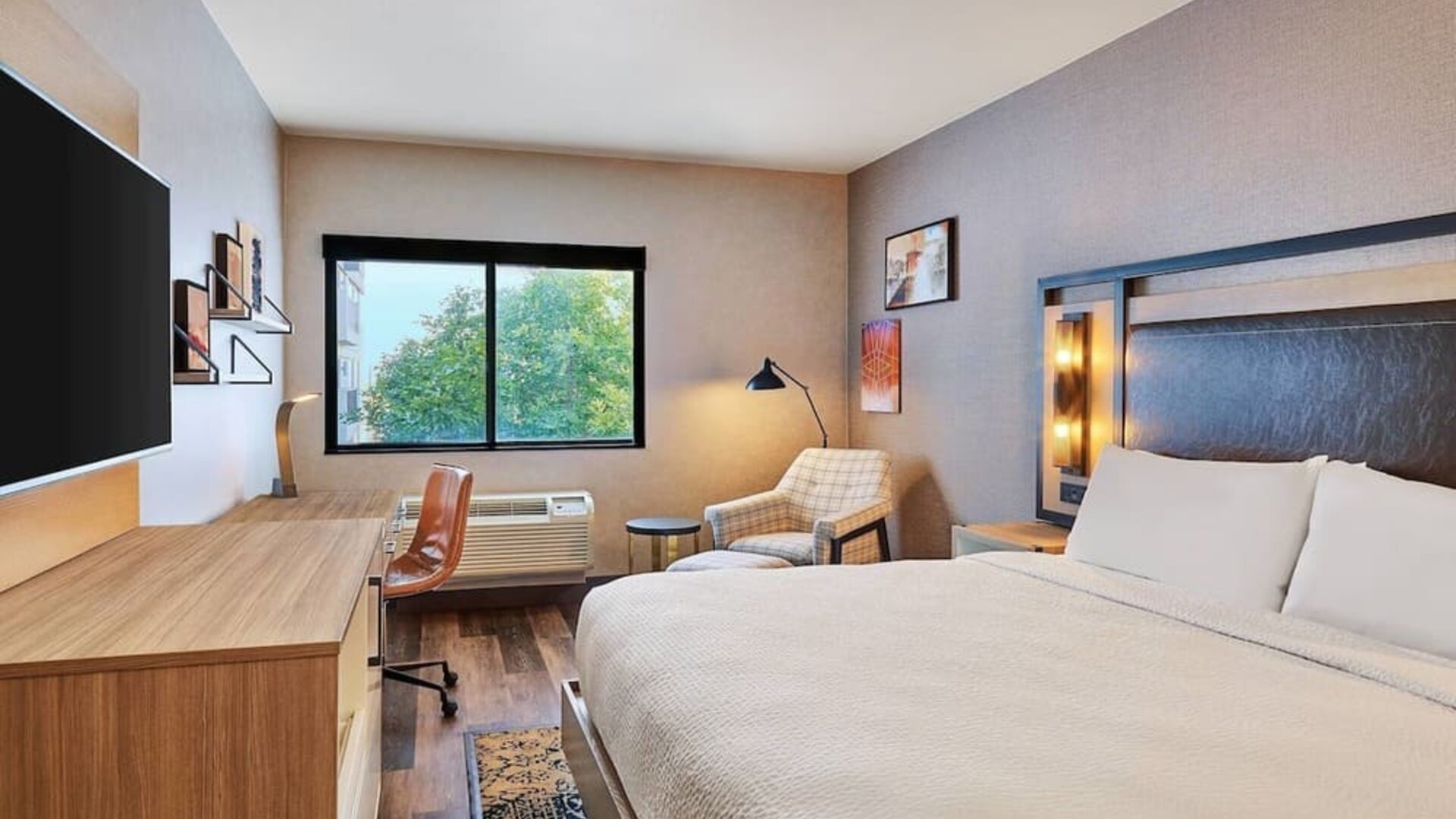 Day use room with work desk at Four Points By Sheraton Salt Lake City Airport.