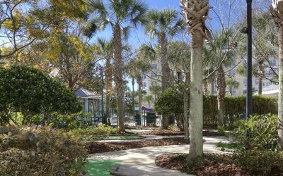 Mini golf available at Holiday Inn Express & Suites S Lake Buena Vista.