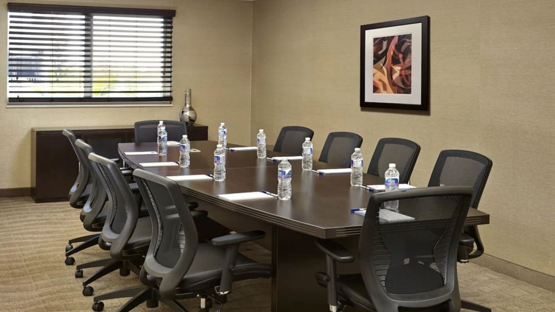 Meeting room at Holiday Inn Express & Suites Naples Downtown - 5th Avenue.