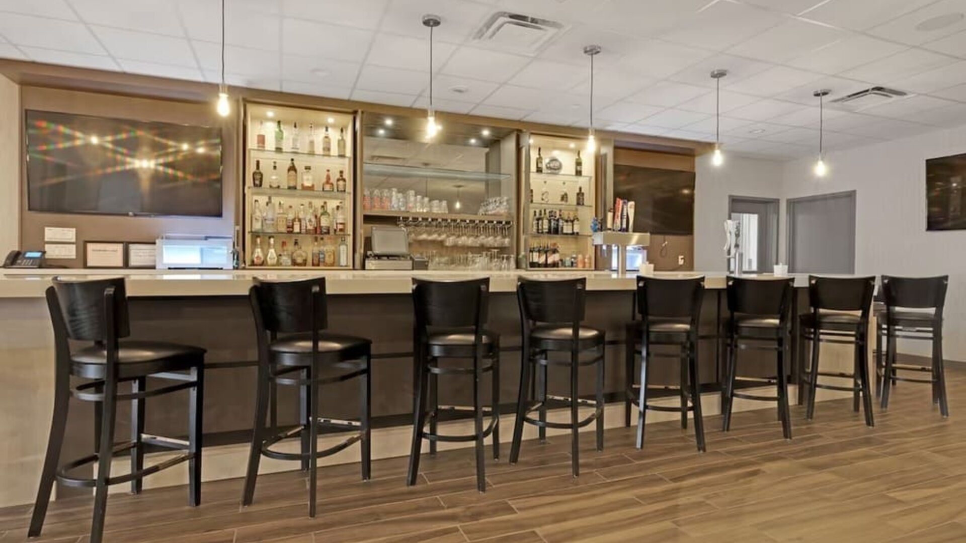 Hotel bar at Holiday Inn Peterborough-Waterfront.
