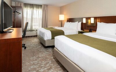 Day use twin room at Comfort Inn Sault Ste. Marie.