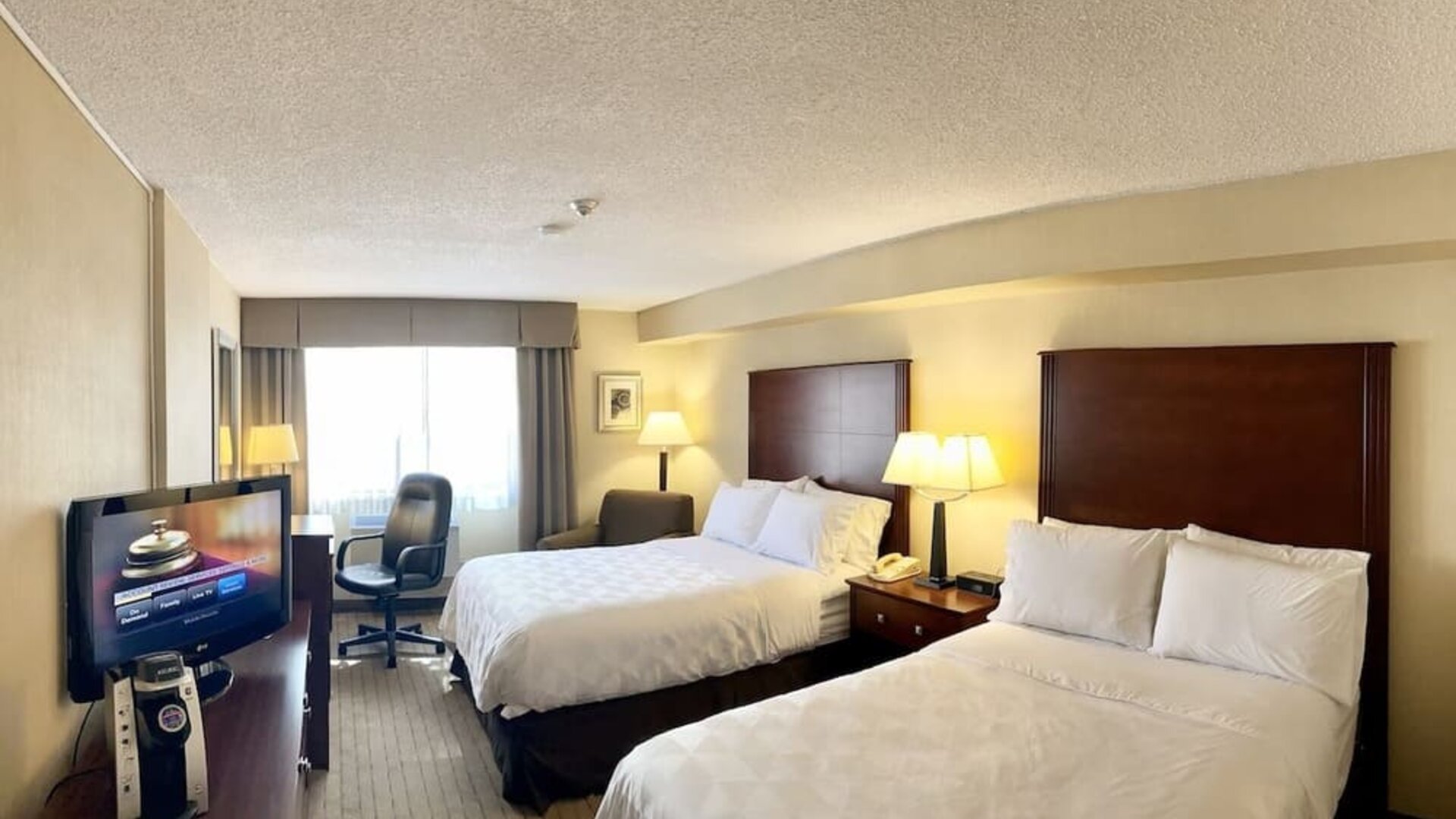Bright and spacious day use room at Holiday Inn Winnipeg Downtown.