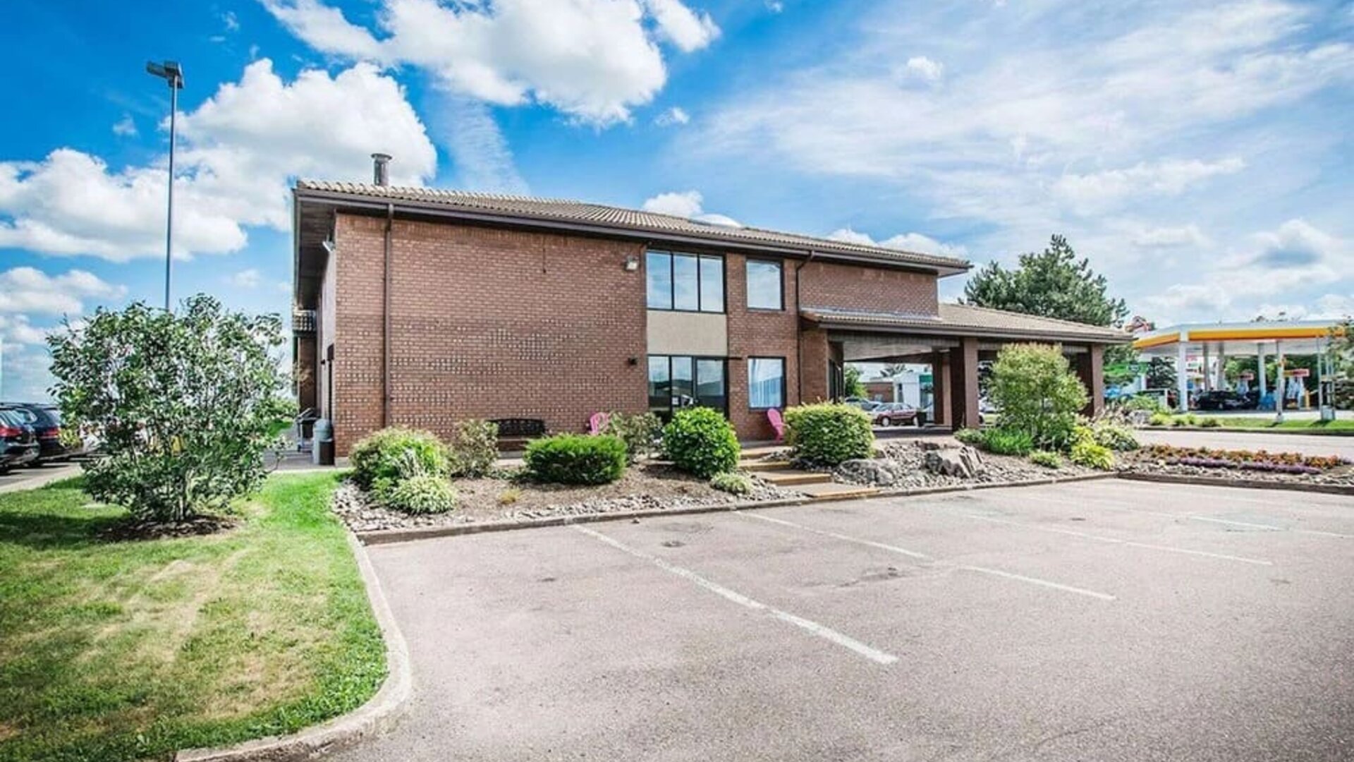 Parking area at Comfort Inn Truro.