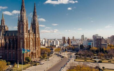 Dazzler by Wyndham La Plata