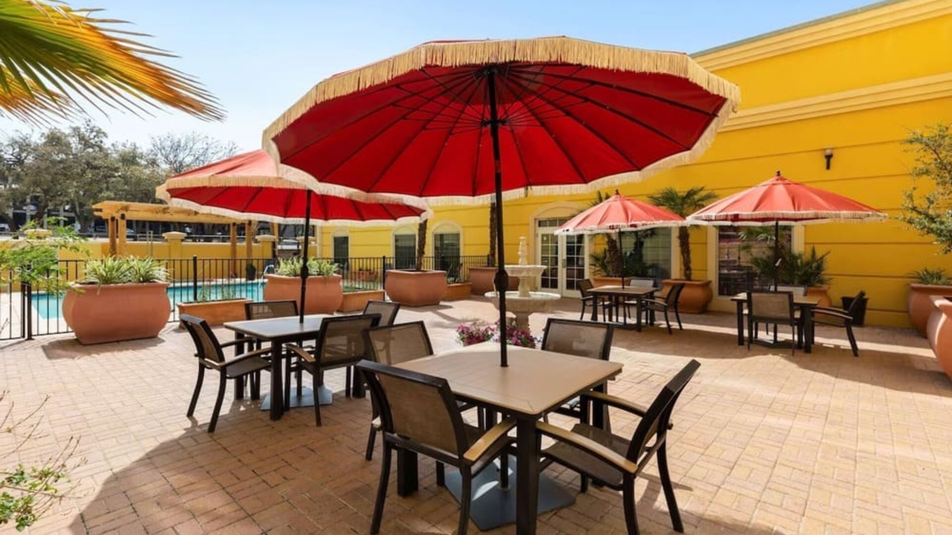 Courtyard perfect for coworking at La Quinta Inn & Suites San Antonio Medical Center NW.