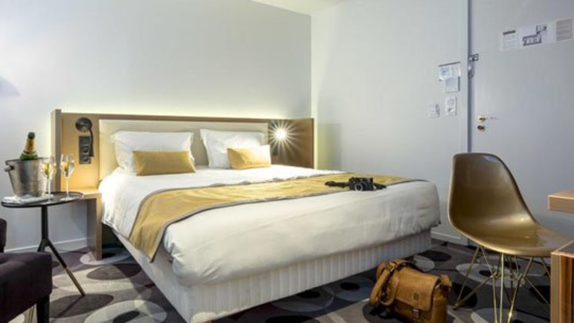 Hôtel Bulles by Forgeron