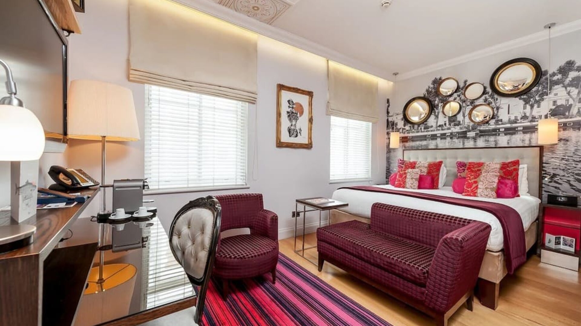 Day use room with work desk at Hotel Indigo London Paddington,