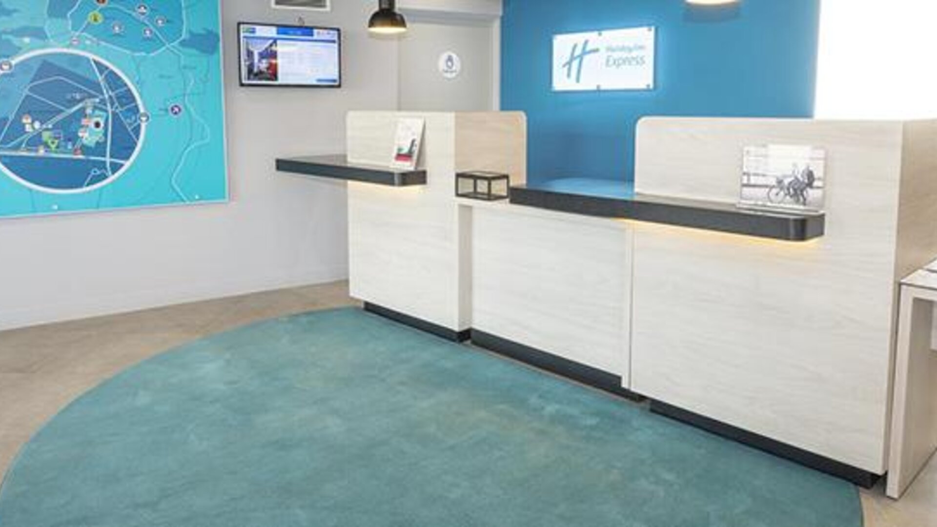 Holiday Inn Express Paris Velizy