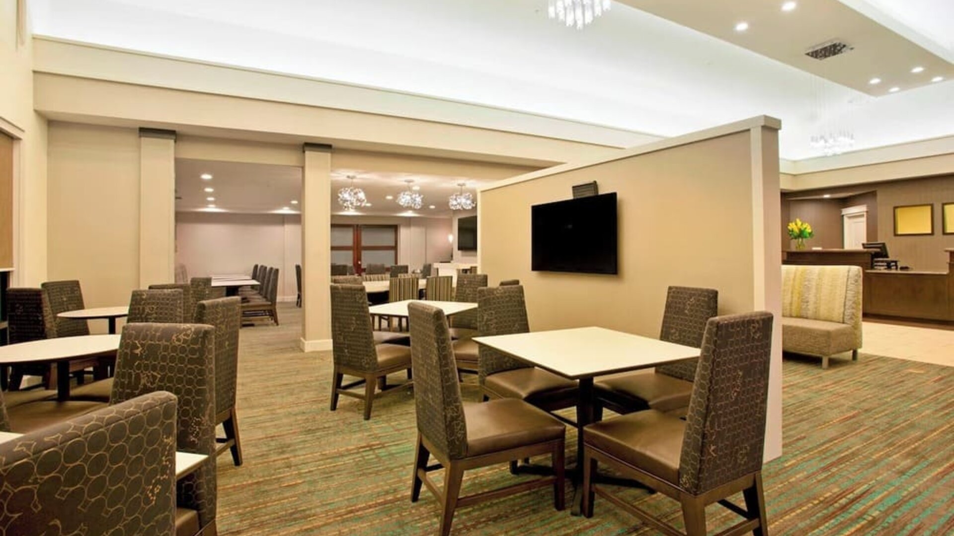 Lobby and coworking lounge at Residence Inn By Marriott Portland Airport At Cascade Station.