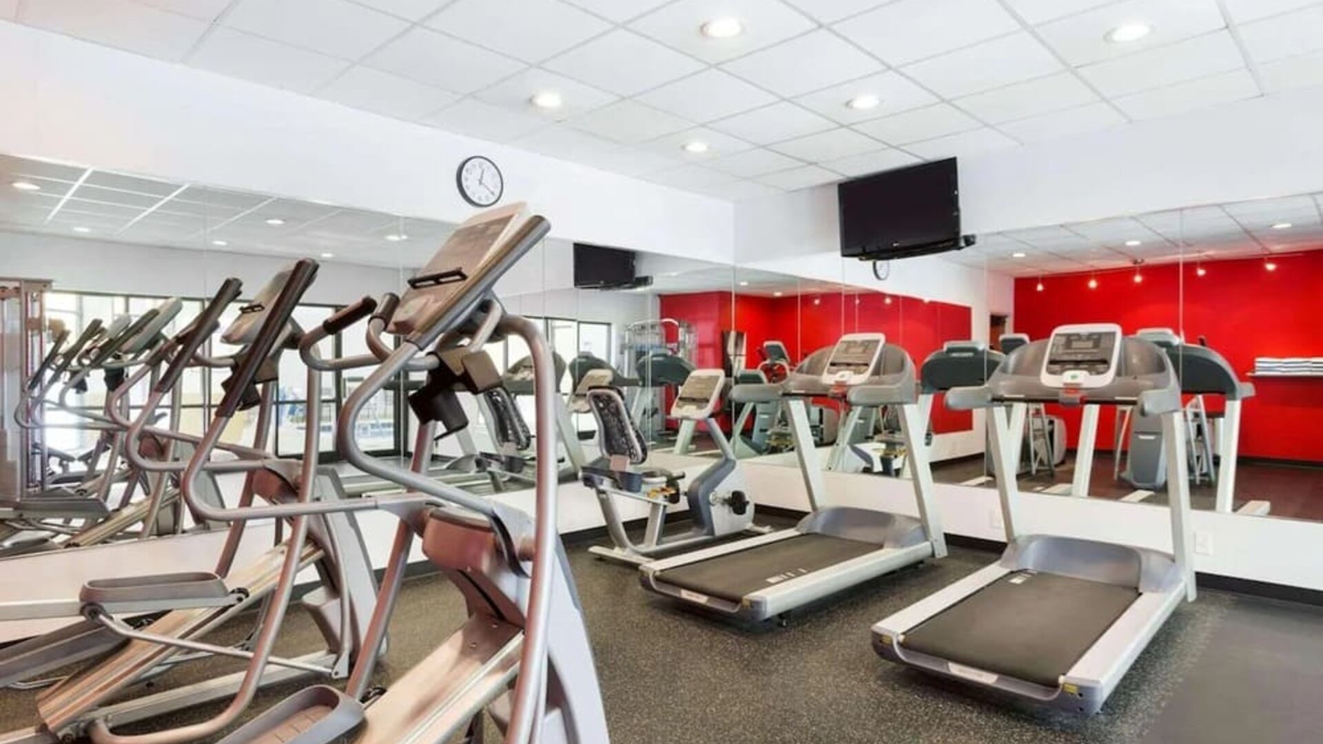 Fitness center available at Radisson Akron/Fairlawn.