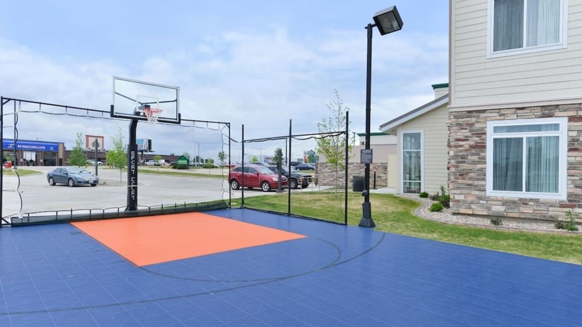 Basketball court available at Residence Inn Champaign.