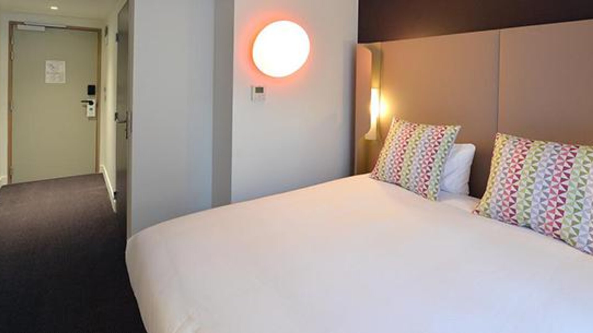 Campanile Paris Clichy Centre