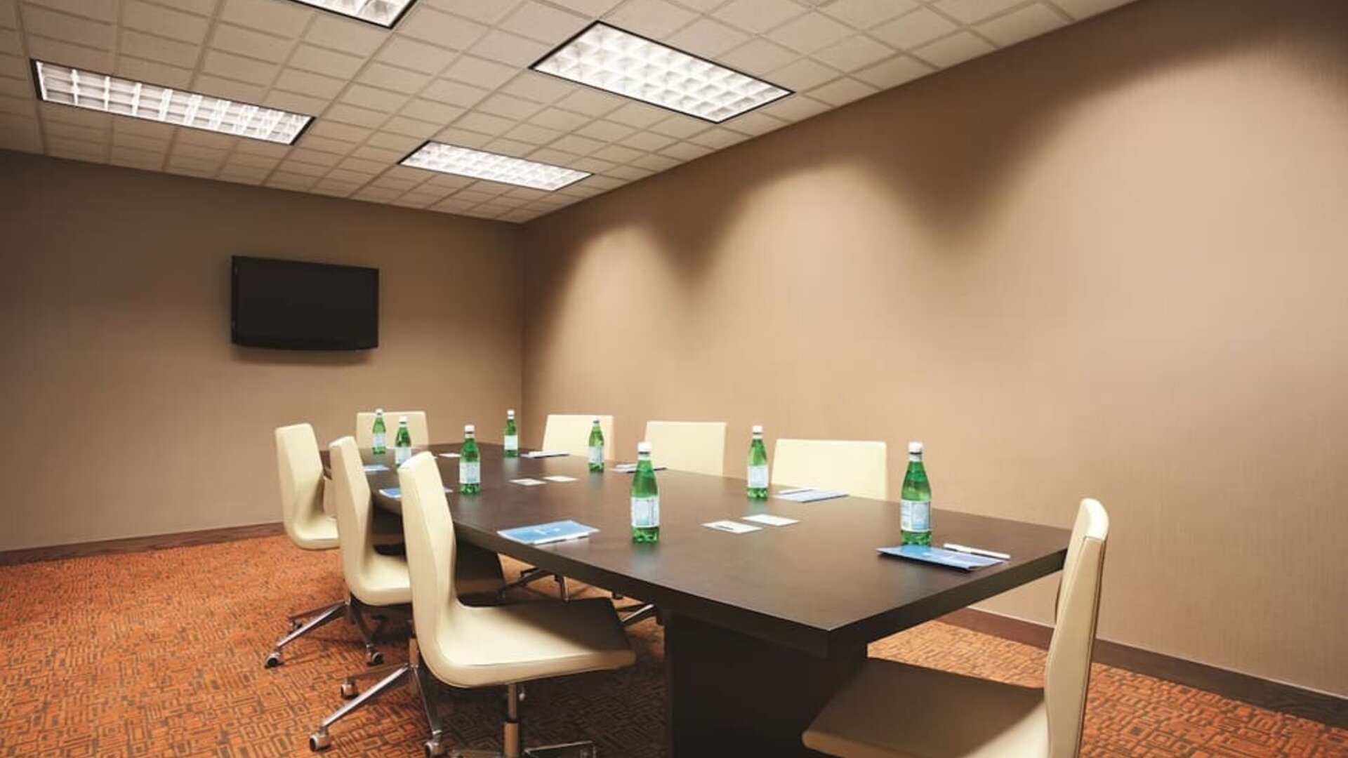 Professional meeting room at Hyatt House Pleasant Hill.