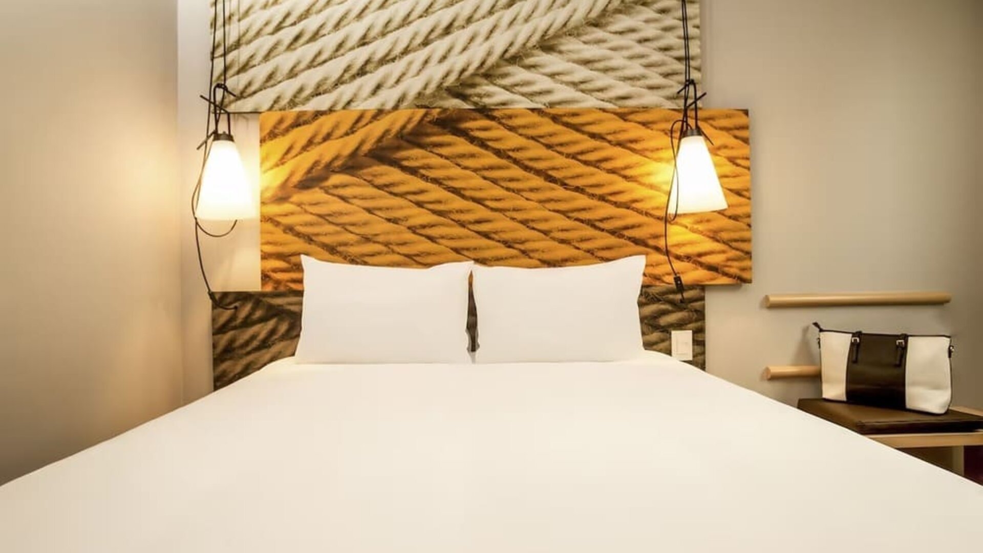 King bed at ibis Leicester City.