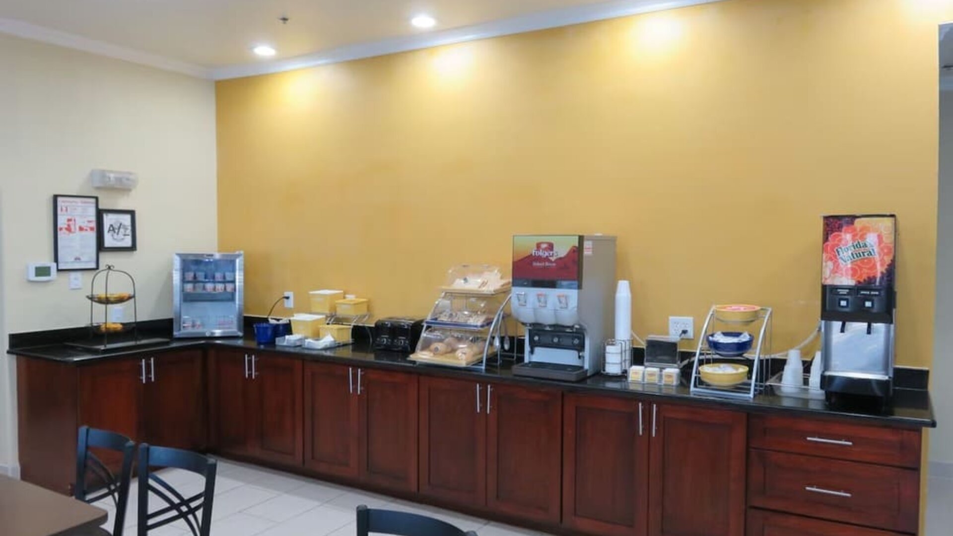 Breakfast area at Days Inn By Wyndham San Antonio Northwest/Seaworld.