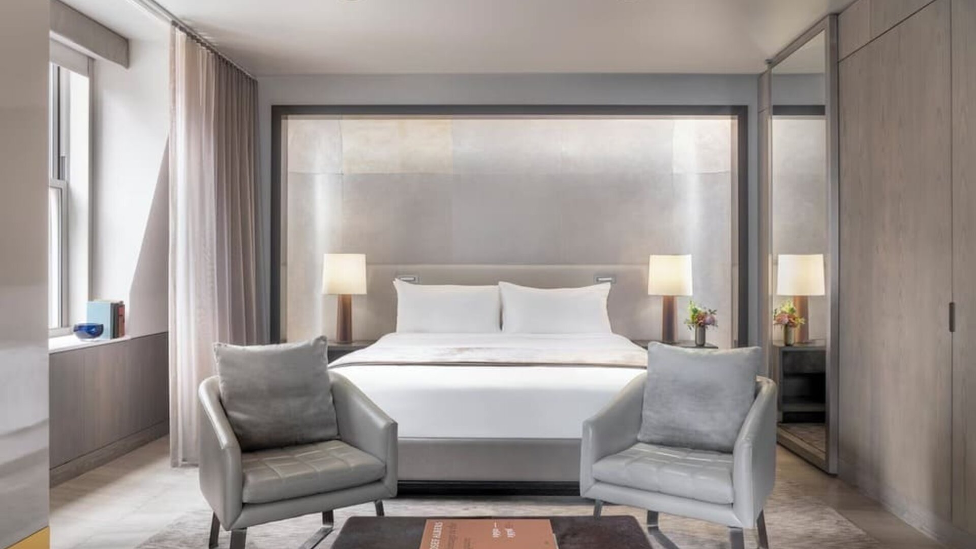 King room at The Knickerbocker Hotel.