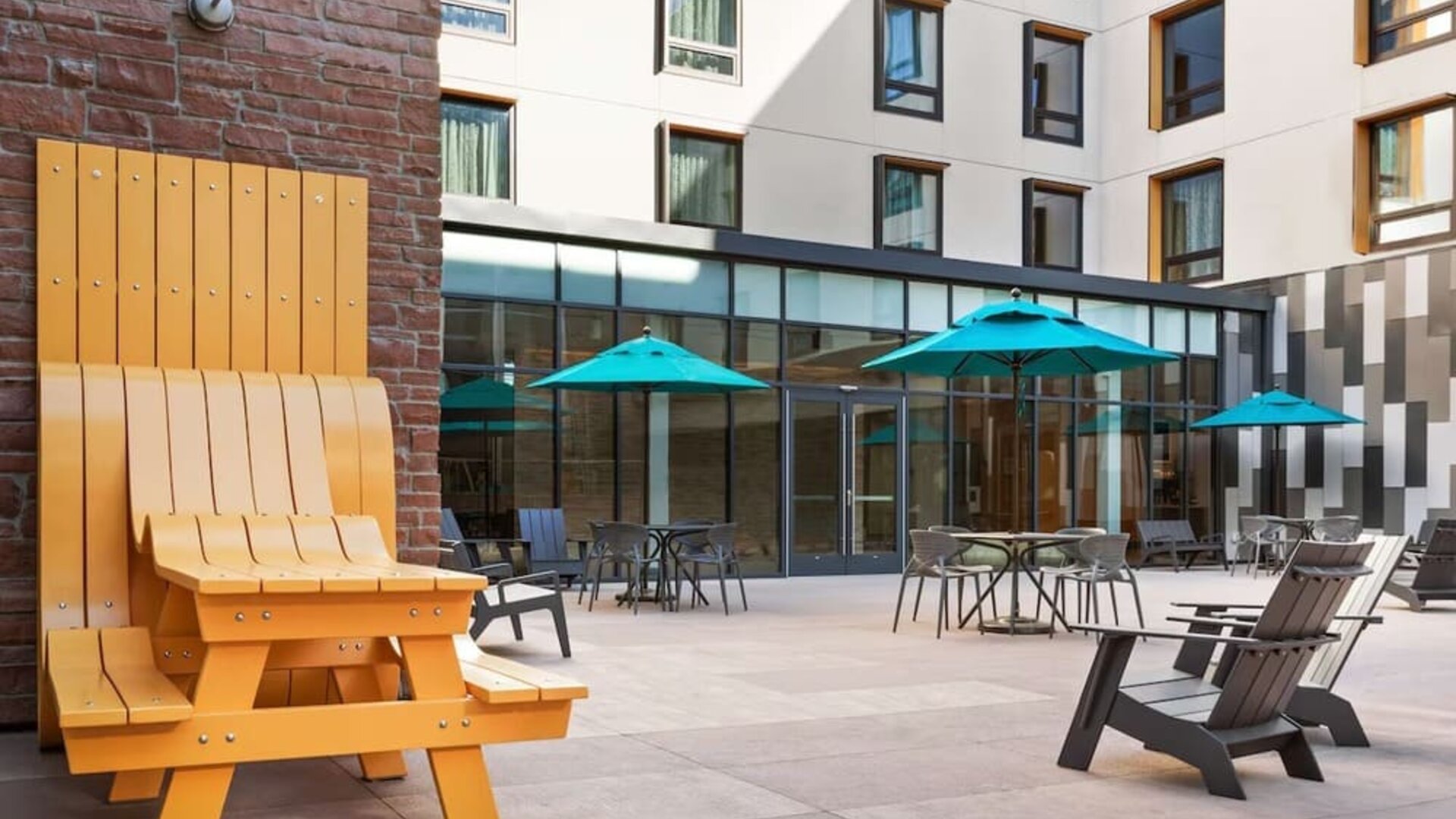 Courtyard perfect for coworking at Embassy Suites Boulder.
