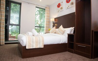 Bright and spacious day use room at London City Airport Hotel.