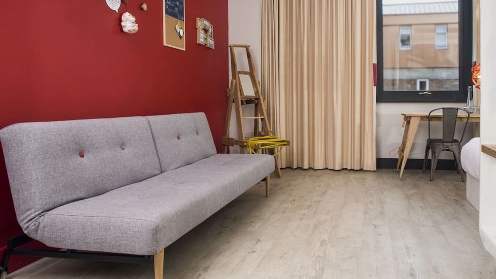 Day use room's workspace at The Corner London City.