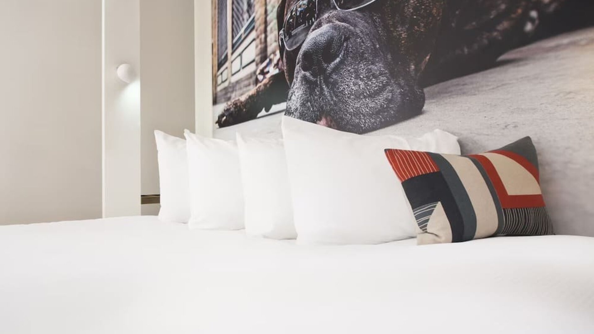 King bed at The Corner London City.