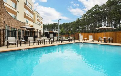 Refreshing outdoor pool at Courtyard By Marriott Ruston.