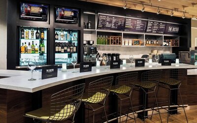 Hotel bar at Courtyard By Marriott Ruston.