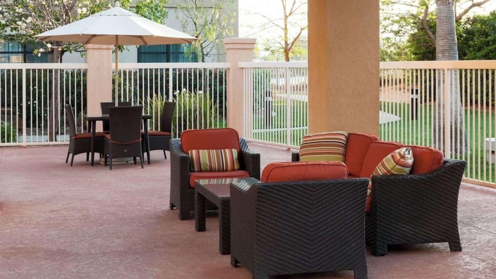 Veranda perfect for coworking at Courtyard By Marriott Santa Clarita Valencia.