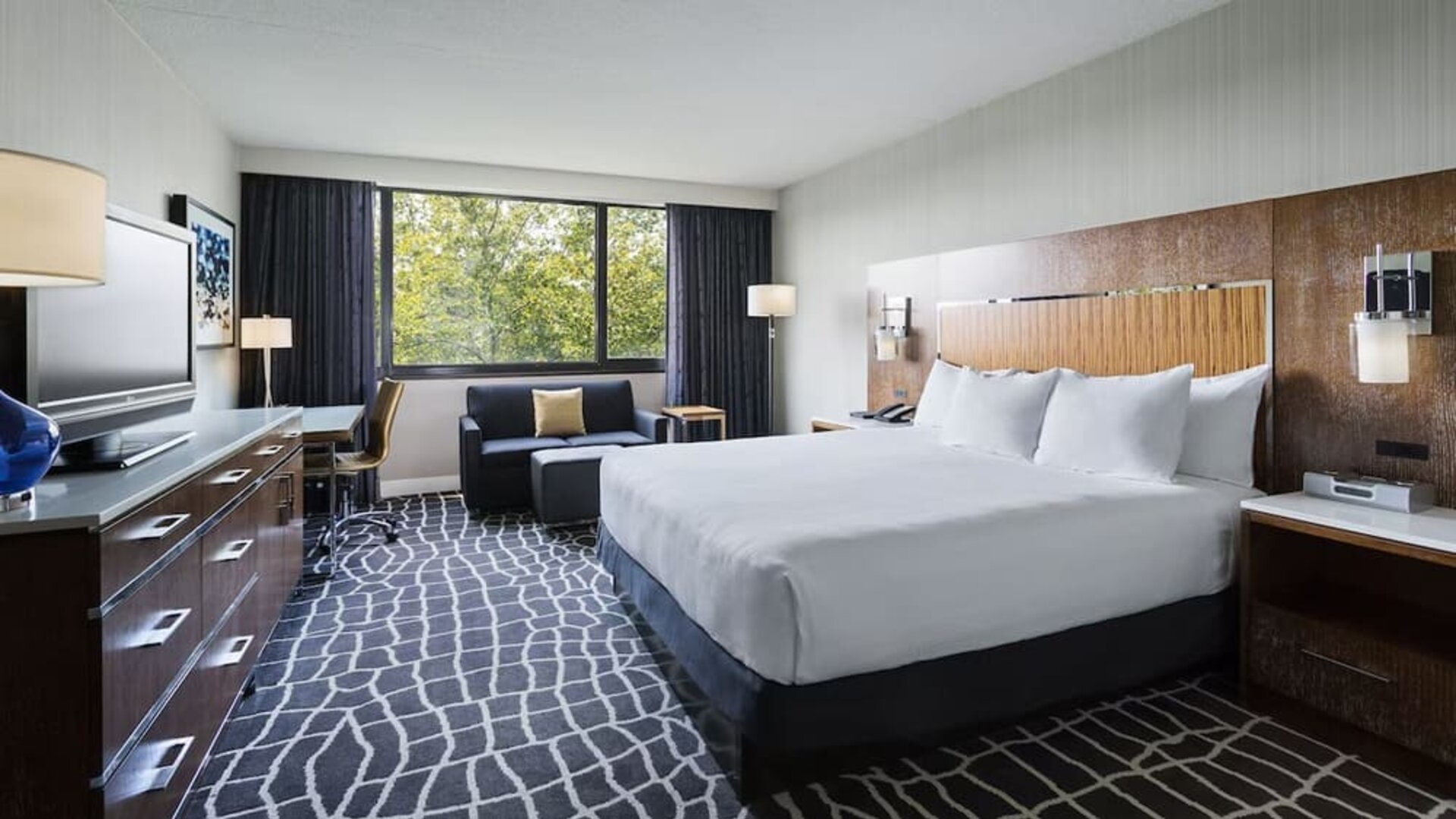 Day use room with work desk and sofa at Hyatt Regency Princeton.