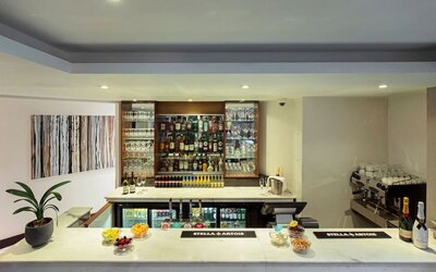 On-site bar at The Wellington by Blue Orchid Hotel (FKA The Rochester).