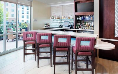 Hotel bar at Springhill Suites Carle Place.
