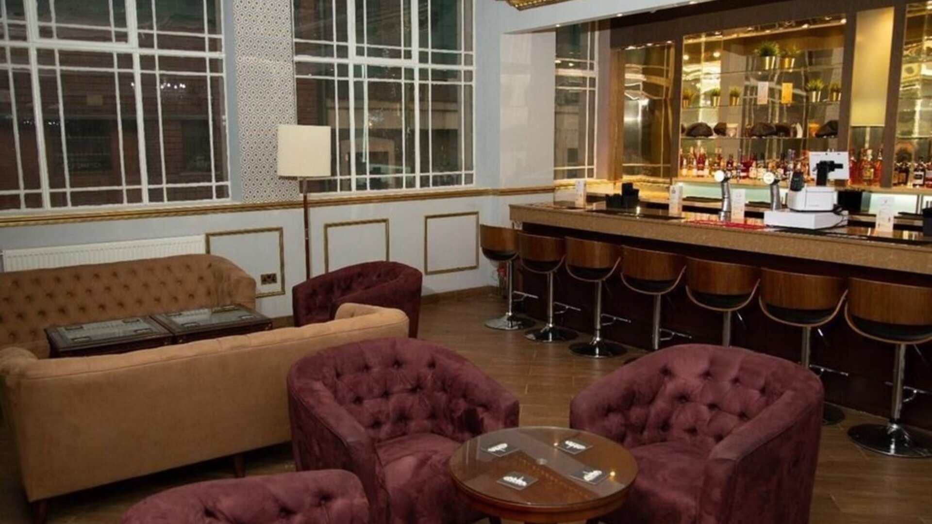 On-site bar at The Ladbrooke Hotel.