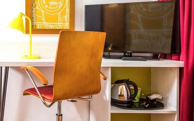 In-room workstation at Ibis Styles Crewe.