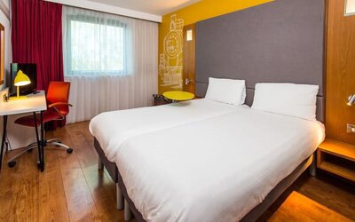 Day use twin room at Ibis Styles Crewe.