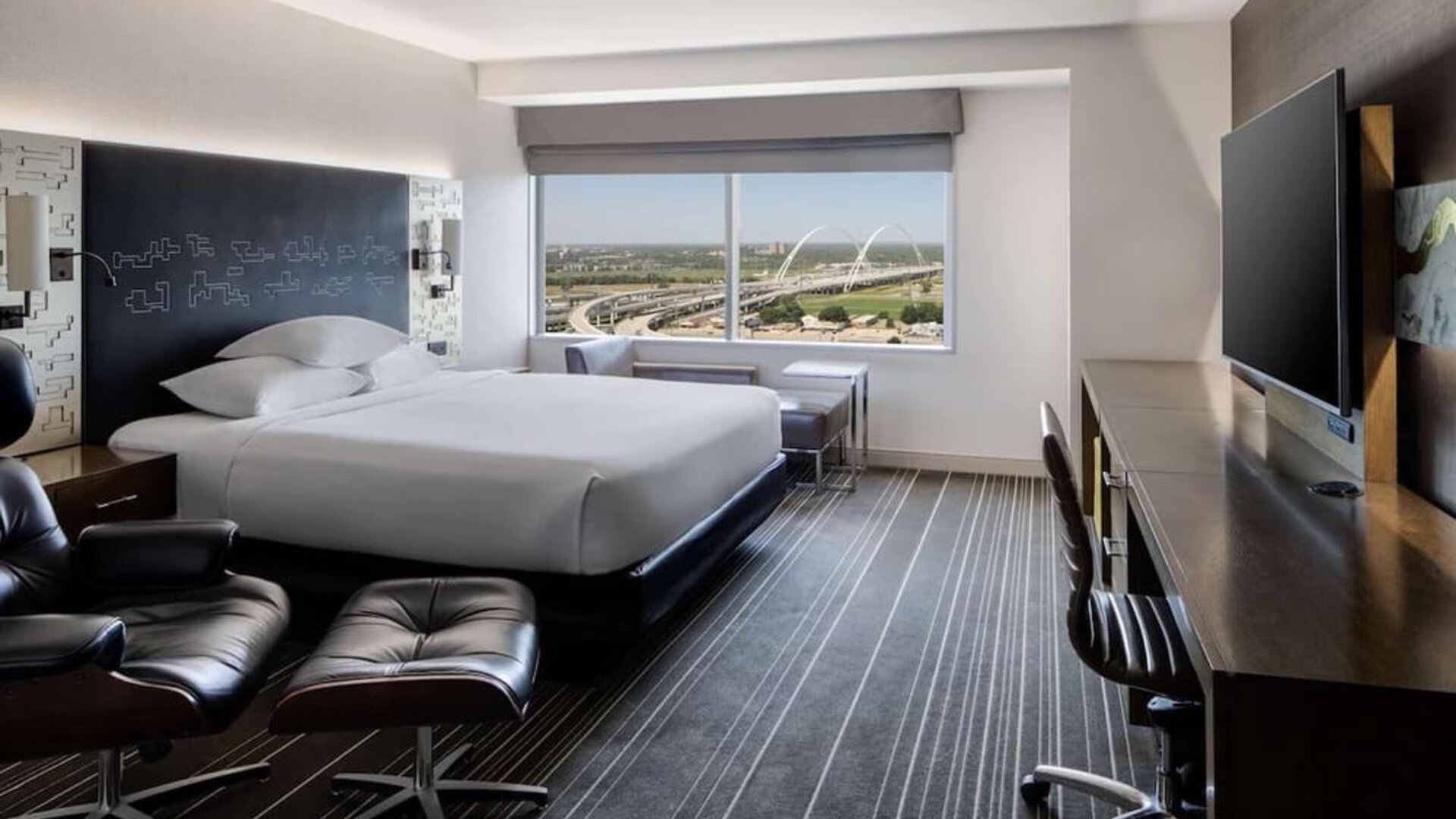 Day use room with work desk at Hyatt Regency Dallas.
