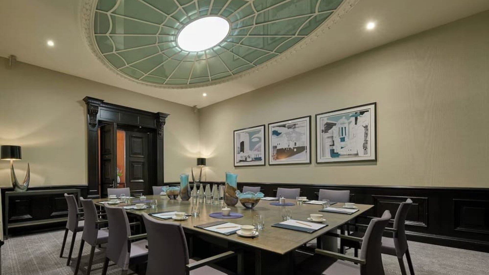 Meeting FACILITY at Threadneedles, Marriott Autograph Collection Hotel.