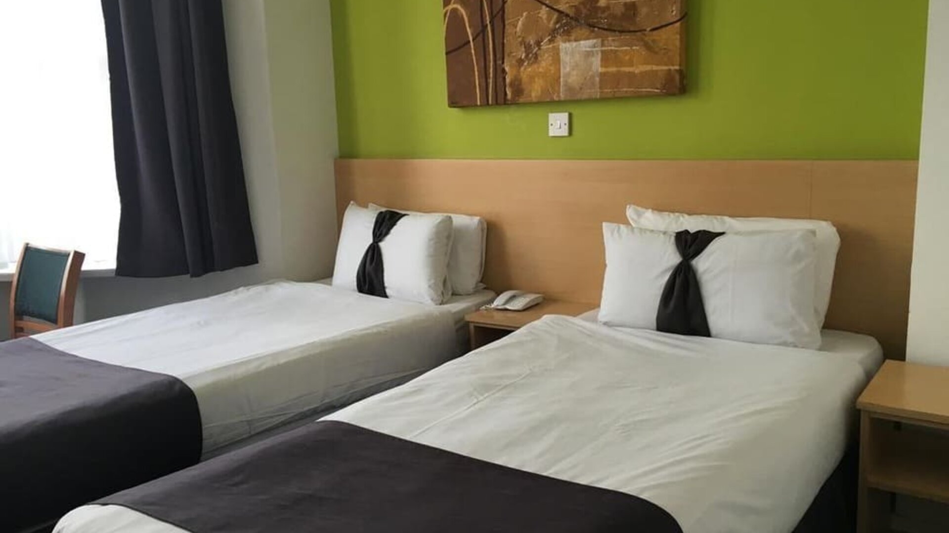 Day use twin room at Euro Lodge Clapham Hotel.