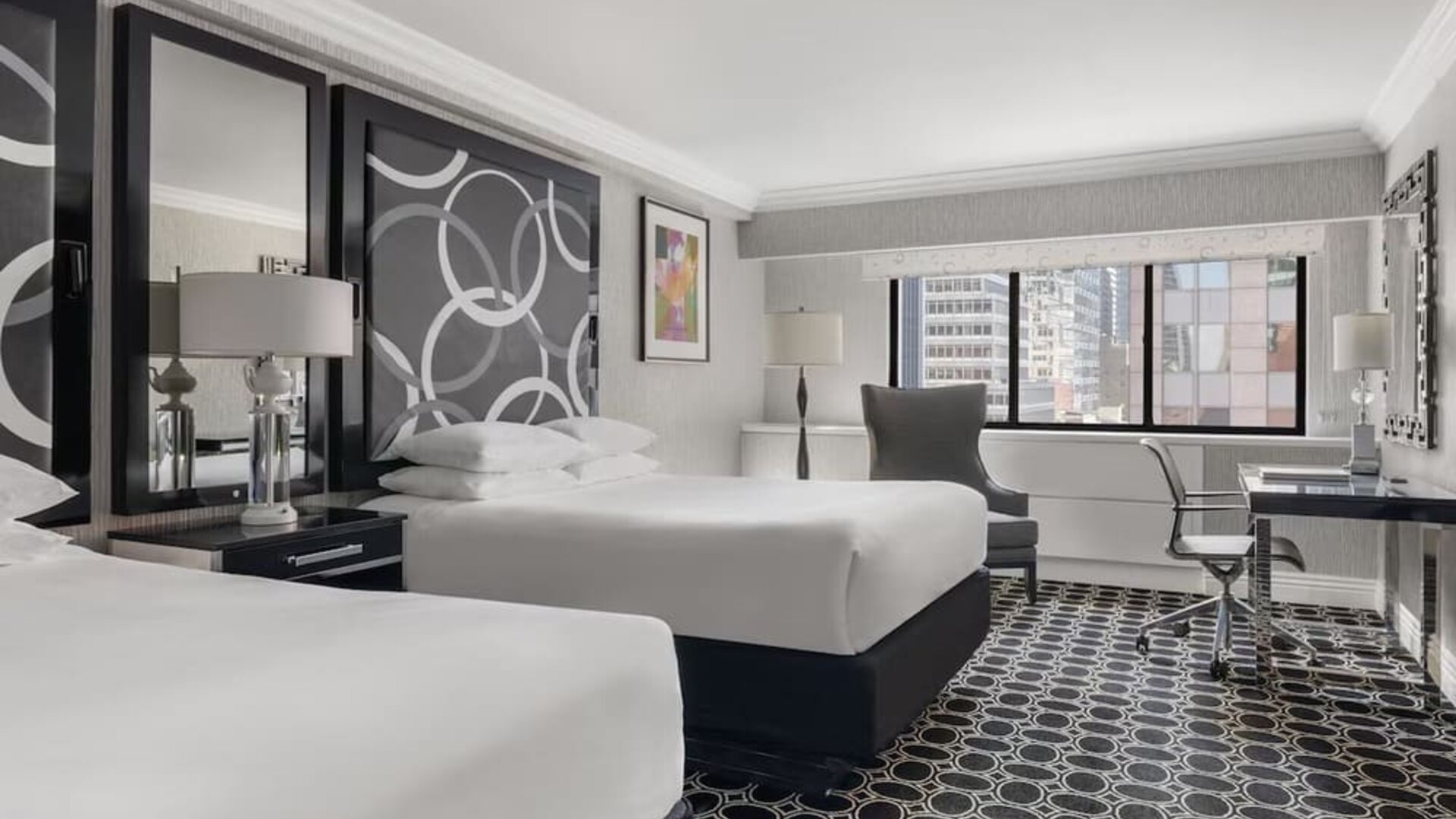 Queen beds at The Muse New York.