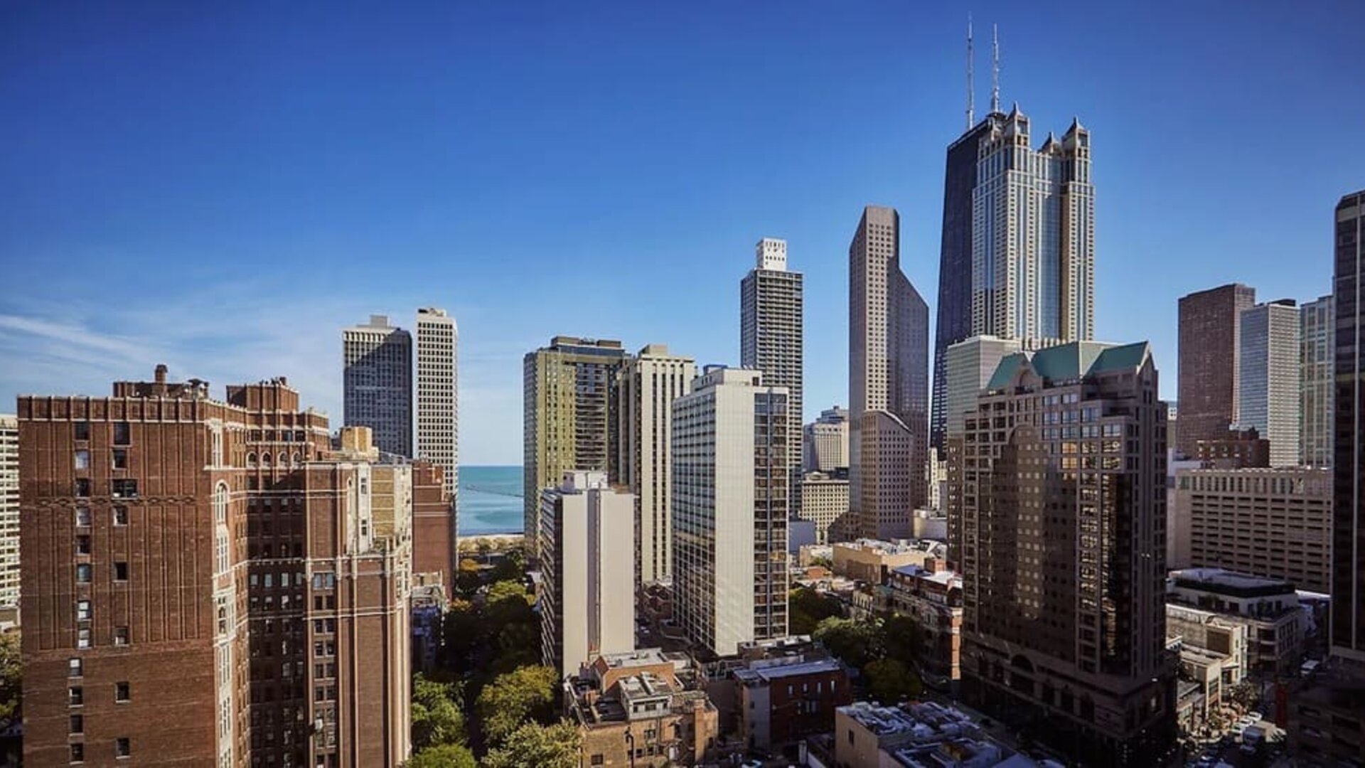 City views at Viceroy Chicago.