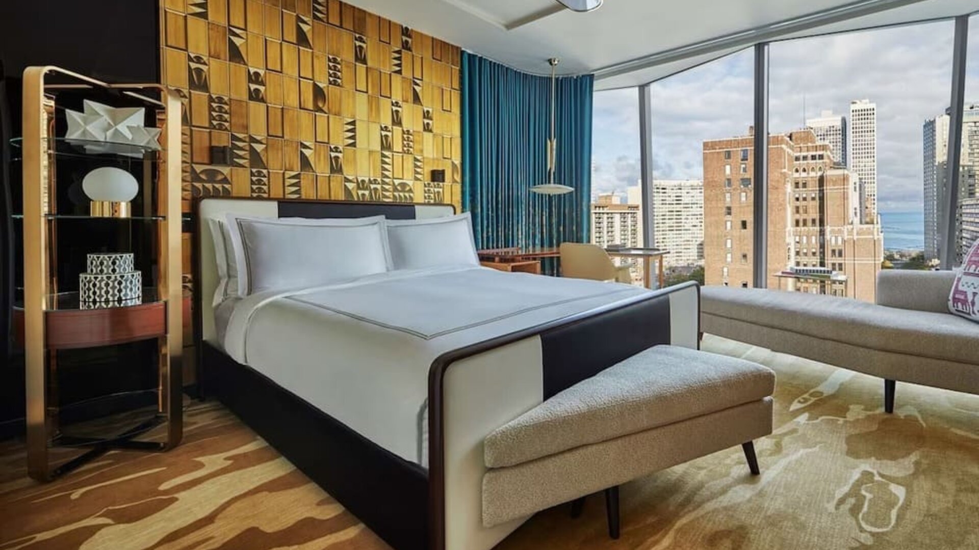 King bed at Viceroy Chicago.