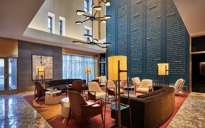 Coworking lounge at Viceroy Chicago.