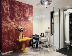 Business center with computer and printer at Cheshire Hotel.