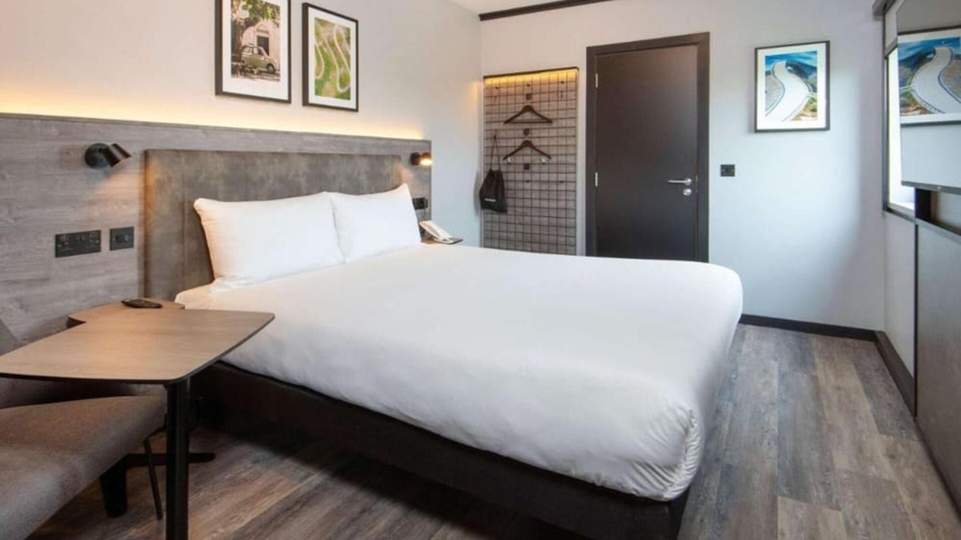 Day use room at Ibis London Gatwick Airport Hotel.