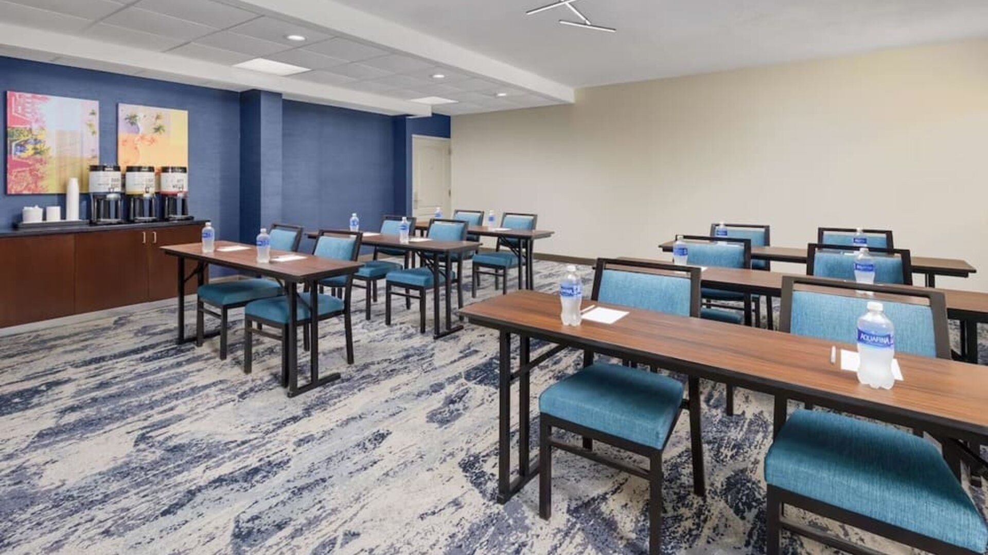 Meeting room at Hampton Inn By Hilton Fort Lauderdale-Cypress Creek.