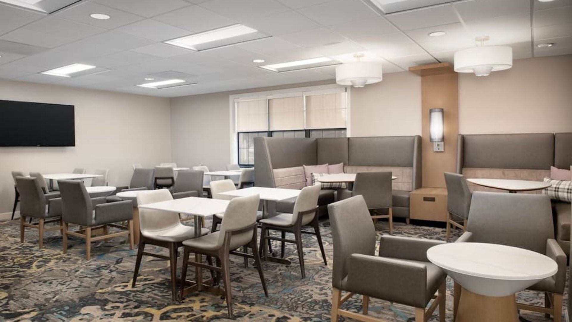 Lobby and coworking lounge at Residence Inn Kansas City Overland Park.