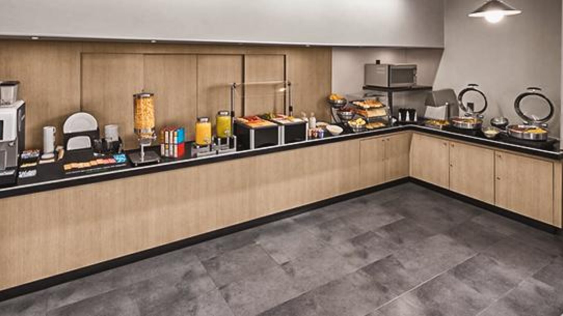 City Express Plus Patio Universidad