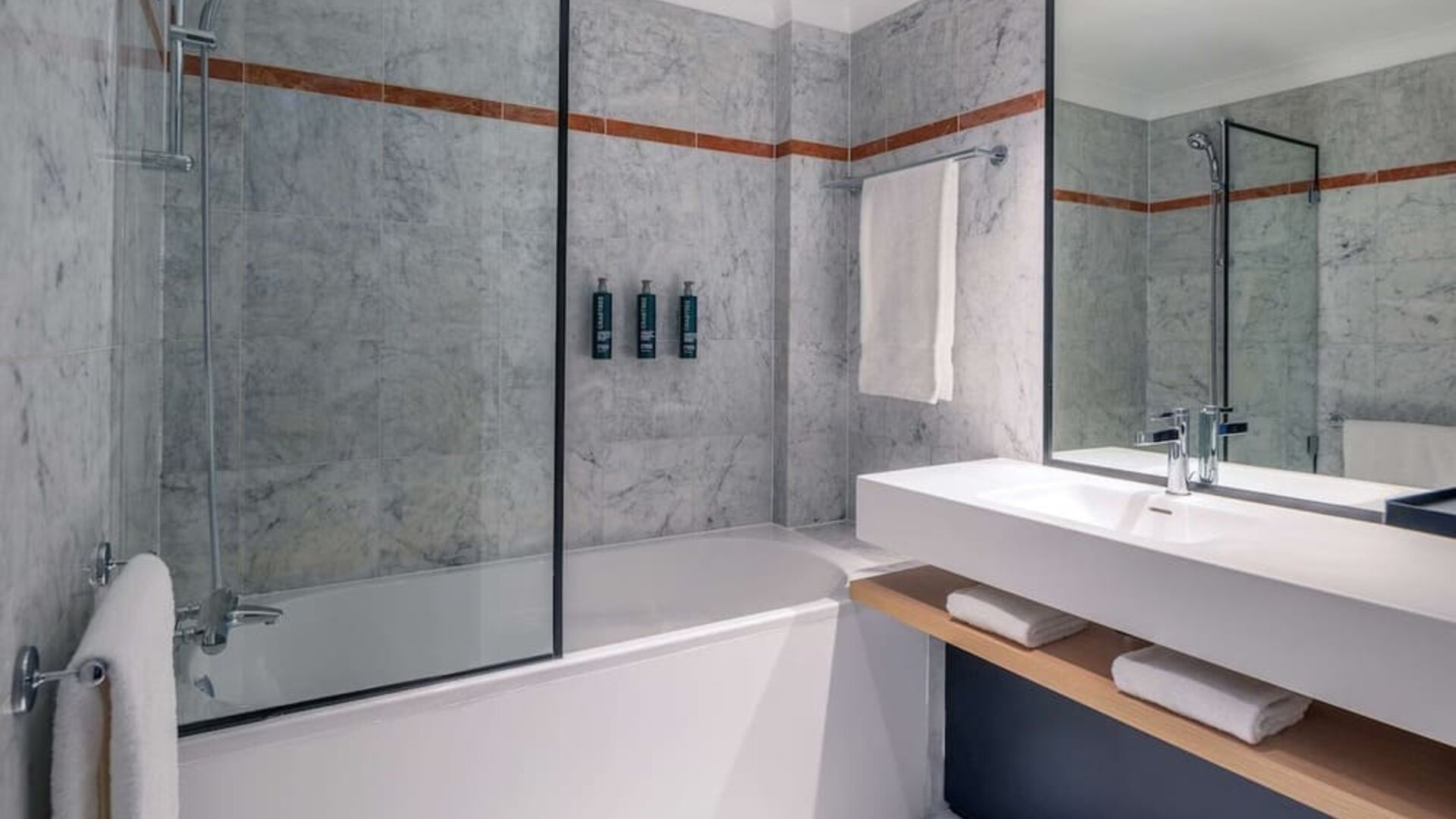 Guest bathroom at DoubleTree By Hilton Paris Bougival.