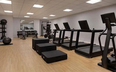 Fitness center at The Slate Denver, Tapestry Collection By Hilton.