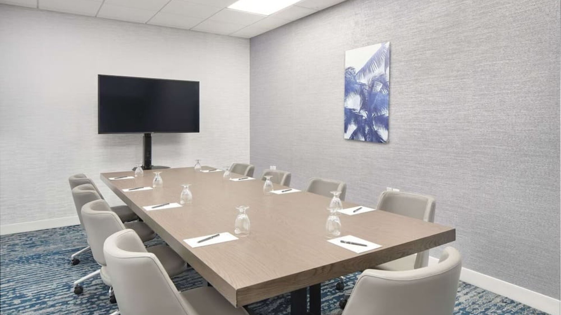 Meeting room available at Embassy Suites By Hilton Myrtle Beach Oceanfront Resort.