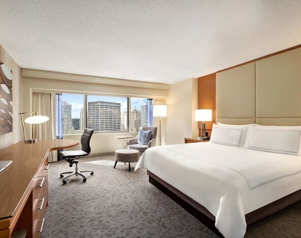 King suite at Swissotel Chicago.