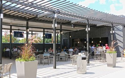 Alfresco dining at Hilton Anatole.